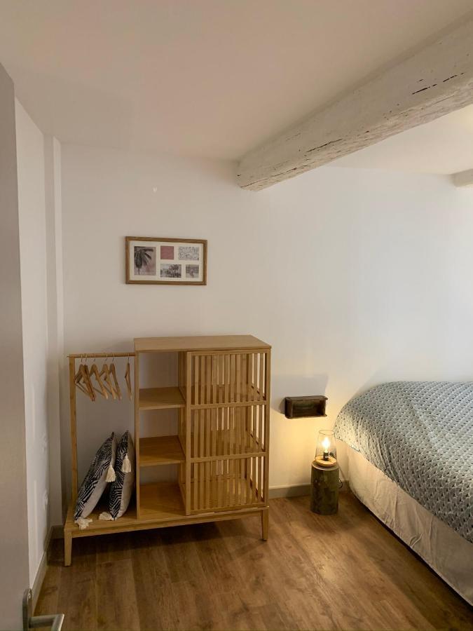 Le Chant Des Cigales Apartment *